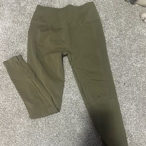 Alphalete Olive Green High-Waisted Leggings